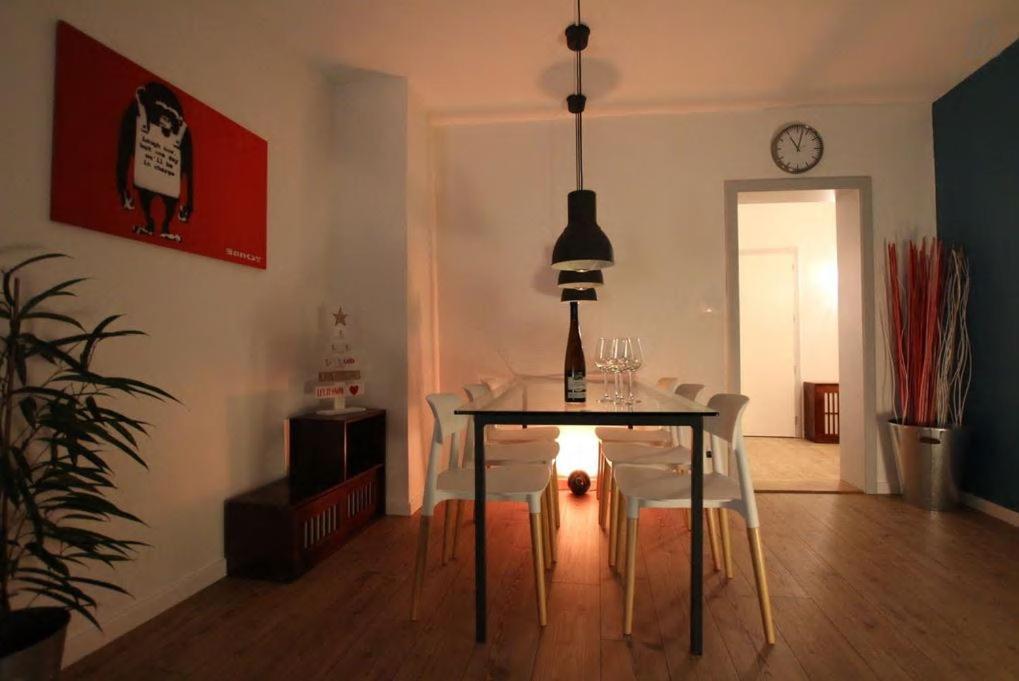 At Home In The Center Of Colmar Bagian luar foto